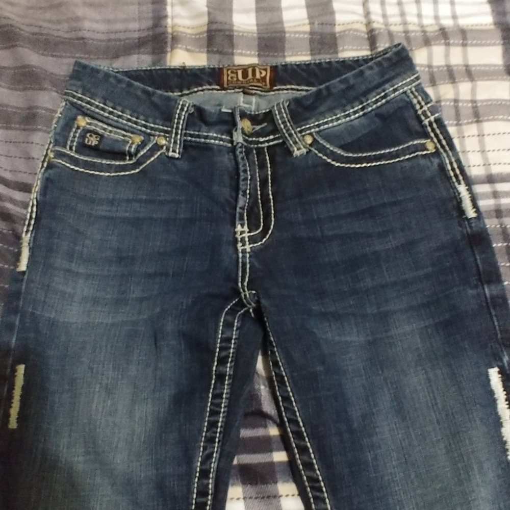 Cowgirl up jeans size 28